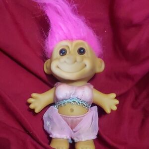 Thick / Thot / Curvy Vintage Troll. Orginal Sticker On Feet!